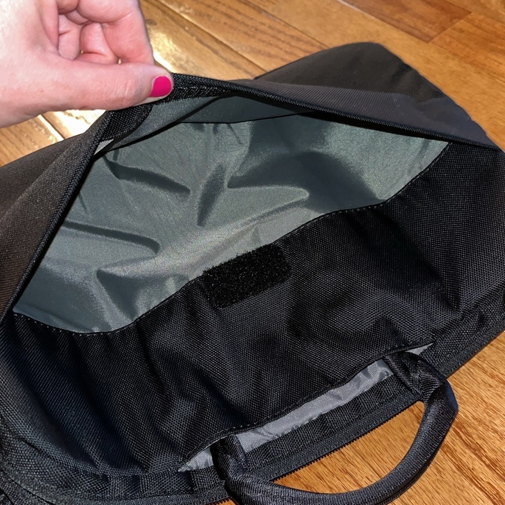 INCASE LAPTOP BAG - Picture 5 of 8
